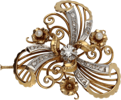Broche floral Oro Amarillo / Platino Diamante talla brillante 0,15 Ct. Resto Diamantes talla rosa y perlas cultivadas. 19,30 g