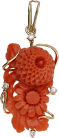 Colgante floral Oro Amarillo , coral , y Diamantes talla brillante. 7,10 g